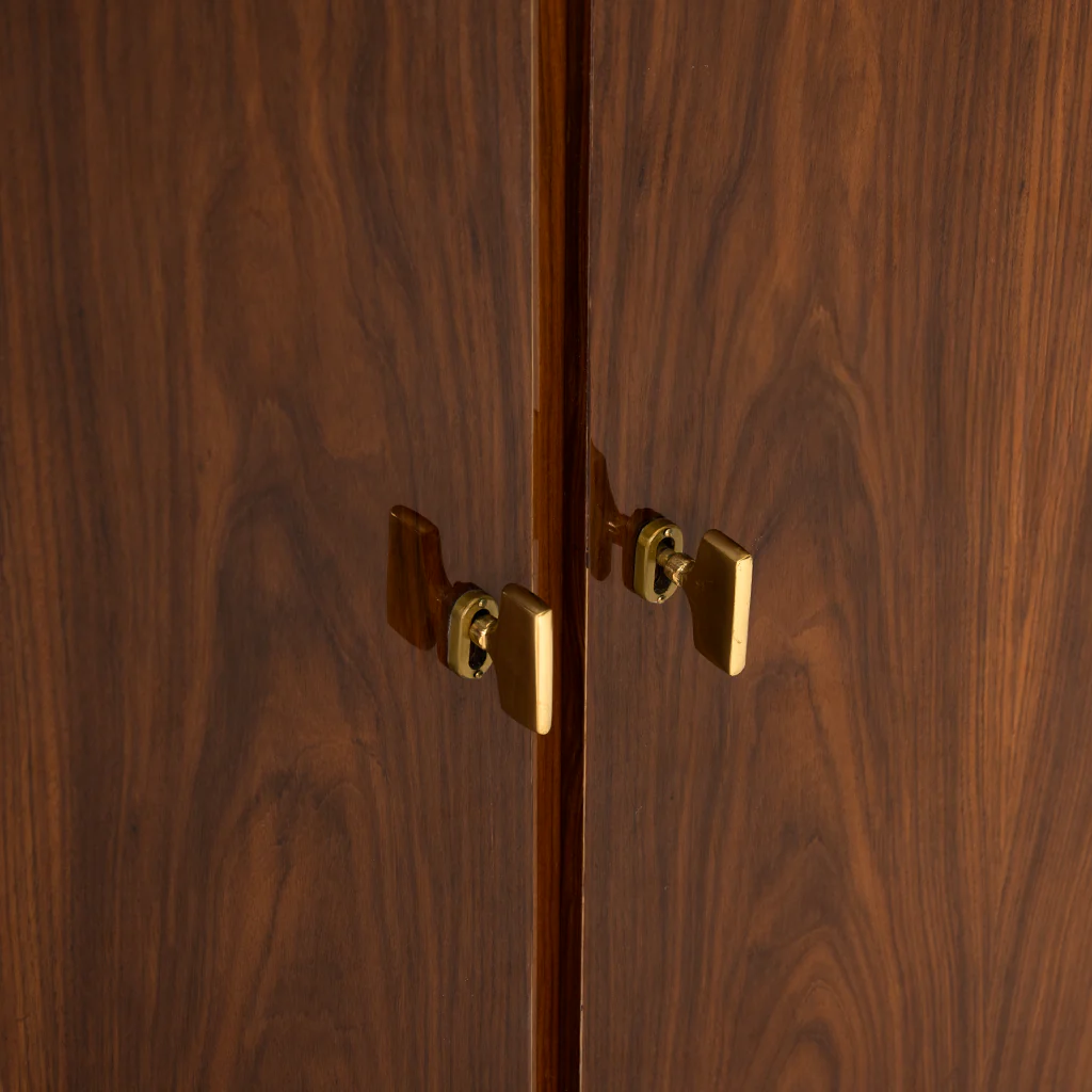 Annie Cabinet - Image 6