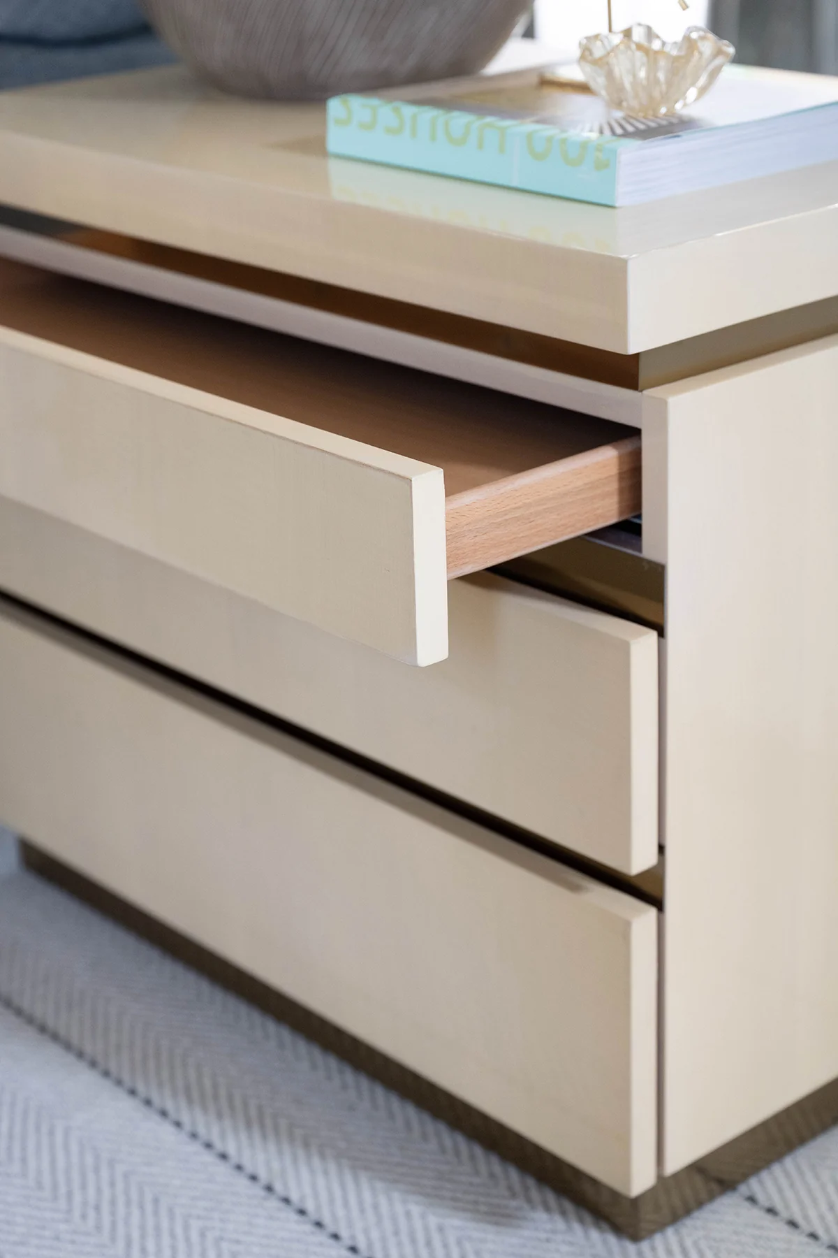 Lainey Side Table, Sycamore - Image 5